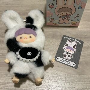 zZoton Delicious Bunny Series Blind Box Oli Plushie Keychain